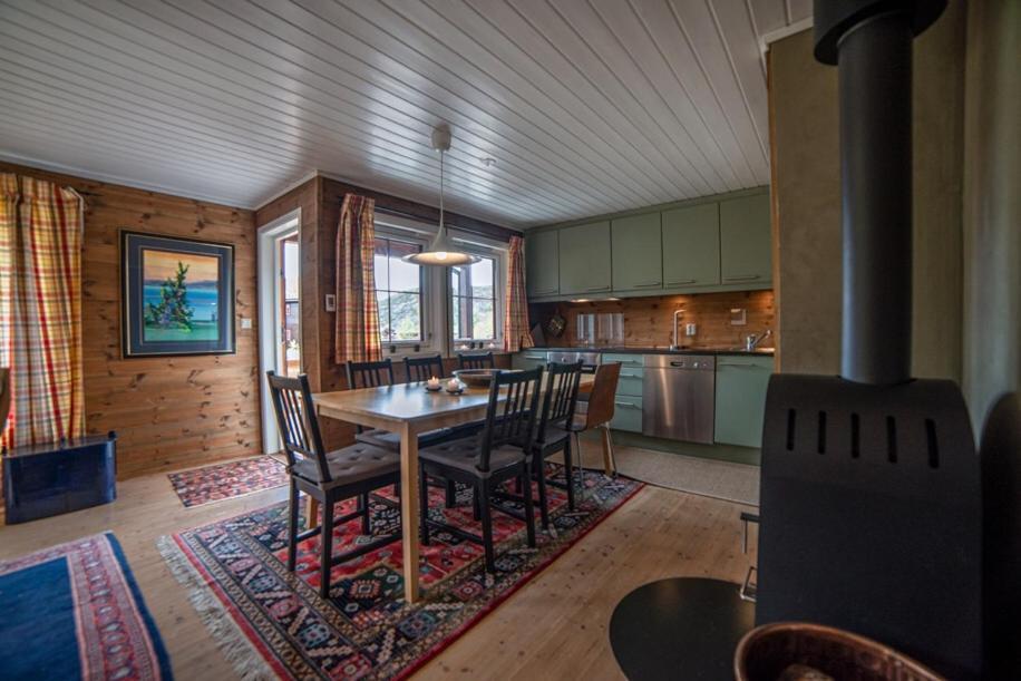 Four-Bedroom Cottage In Sirdal Tjorhom Exteriör bild